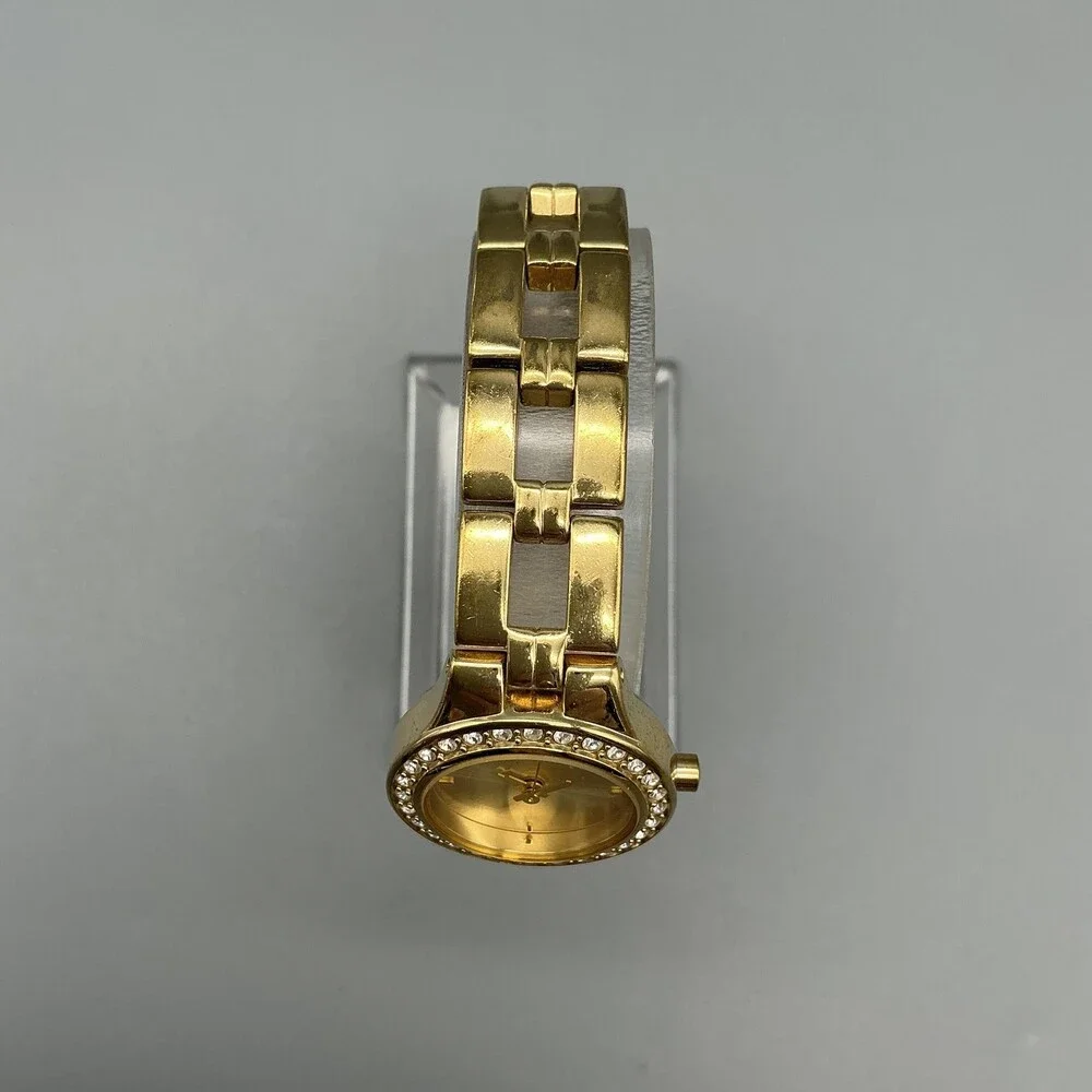 Timex Womens Watch 23mm Gold Tone Crystals Dress Bracelet New Battery 6.75